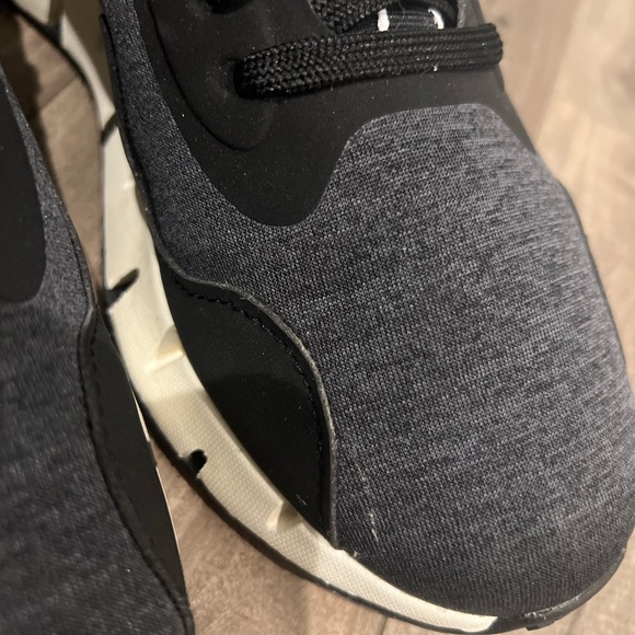 Reebok Running Shoes - Picture 8 of 8